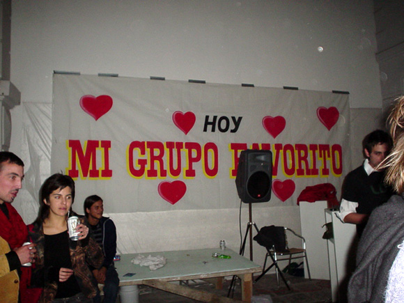 mi grupo poster